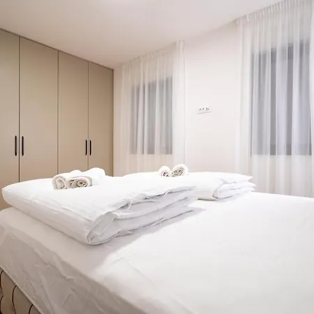 Mistral Retreat Lejlighed *