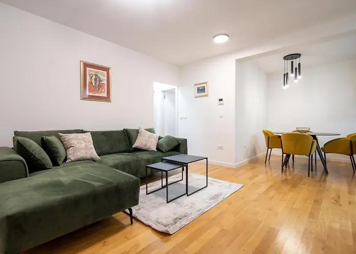 Mistral Retreat Zara